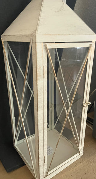 EXTRA-LARGE SHABBY WHITE METAL LANTERN 23" TALL LIKE NEW CONDITION (KJS) RCD|93394