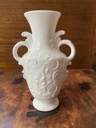 White Porcelain Vase With Pink Roses 00001224 RSV|50226