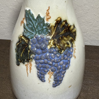 Quyle Kilns Pottery Grape Cluster Vase RCD|90306