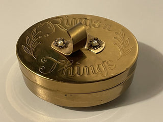 3.5" Rings n' Things Gold Tone NYC Jewelry Box--SP MTS