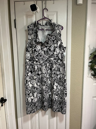 New with Tags Women's Sz. 20W Blk/White Floral Dress RCD|119496