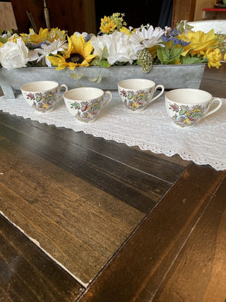“Welcome Home” Tea Cups (4) -RCD