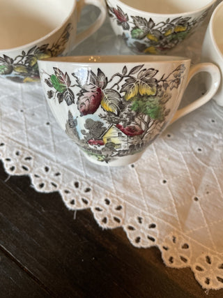 “Welcome Home” Tea Cups (4) -RCD