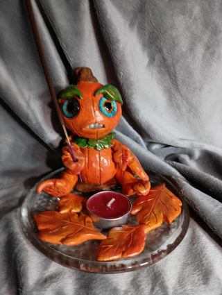 Pumpkin man tealight and inscense holder rsv
