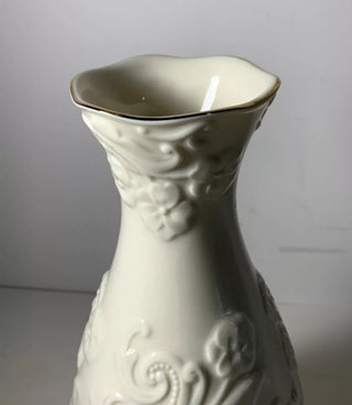 Lenox Porcelain Countess Vase #62 VV MTS|64953