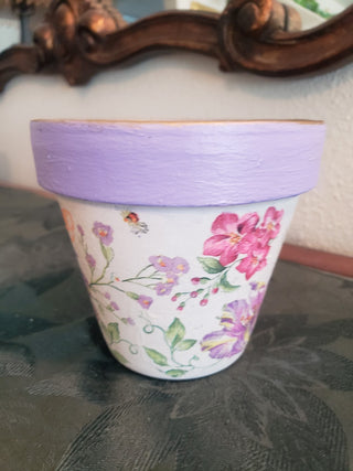 Beautiful 6 inch terracotta flower pot|97089