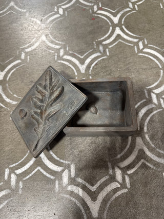 AJ - White Oak Leaf Box MTS|62327