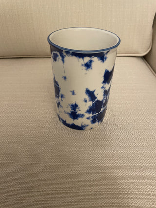 blue and white  splatter  pottery RSV