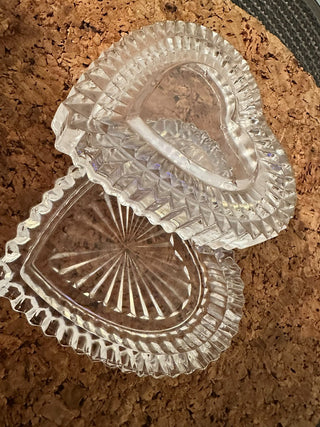 Trinket Glass Heart Box top/bowl MTS