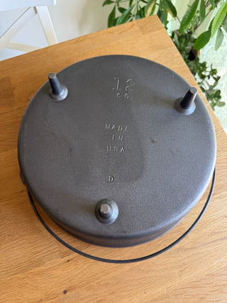 Vintage Cast Iron Dutch Oven
