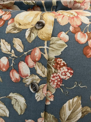 PAIR OF FLORAL & FRUIT FLANGED HEAVY COTTON PILLOWS BLUE/CREAM/SAGE/TERRACOTA 14 X 14 EXCELLENT CONDITION