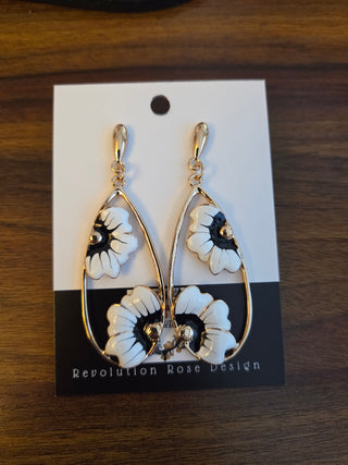 Anemone Metal Dangle Earrings