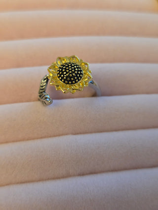 Sunflower Spinning Ring