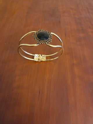 Unique Gold Plated Clasp Bracelet