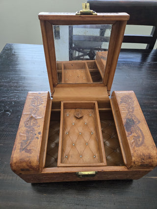 Vtg 40's Tooled Leather Train Case (Jewlery) RCD