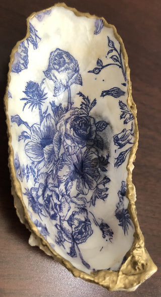 Blue White Floral Oyster Trinket Dish 4in RSV