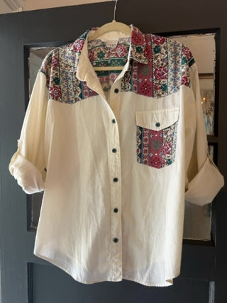 Vintage 90’s Casey & Max western-style yoke and single chest pocket tapestry