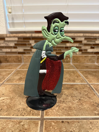 Tin Metal Vampire Dracula on Stand RCD|112739