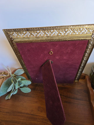 Vtg. 1960s Gold Filigree Frame