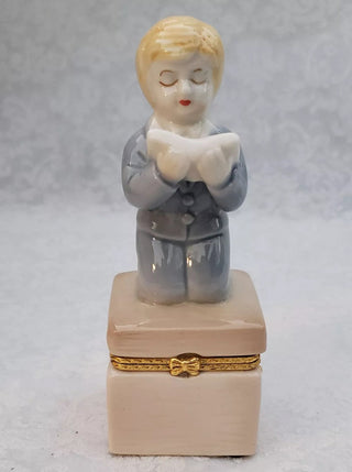Hinged Trinket or Gift Box Praying Boy with Bible Communion Batism 5.25" #62 VV MTS