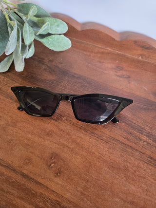 Vtg. Black Angular Cat-Eye Sunglasses