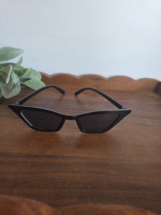 Vtg. Black Angular Cat-Eye Sunglasses