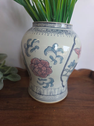 Vtg Chinoiserie Porcelain Vase