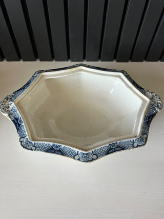 Antique flow blue tureen RSV|101210