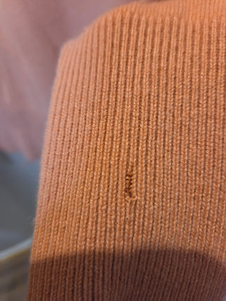 Theory Peach Cashmere Sweater (M)