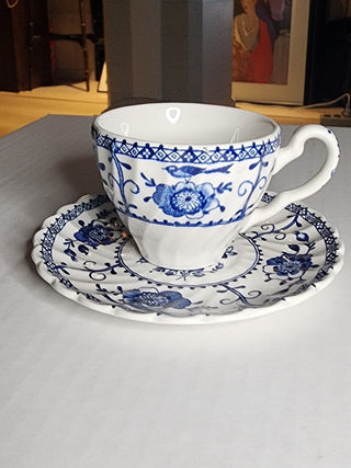 Cup/saucer Indies Blue/ White Johnson Brothers RSV