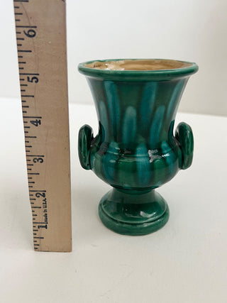 Vintage McCoy pottery green trumpet vase RSV