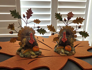Decorative turkey with leaves