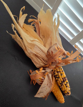 Died corn bundle