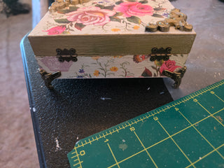 Decopauged wooden box