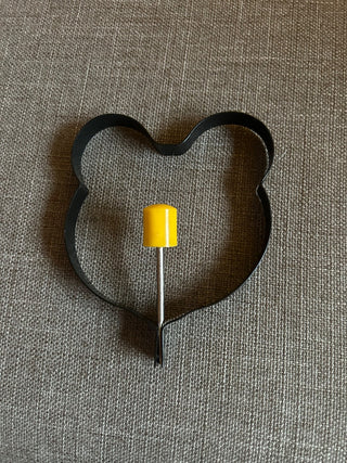 Gingerbread Man and Bear Pancake/Egg Molds    MTS|131801