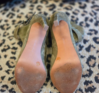 BCBG Olive Leather Ankle Boots (Size 8)