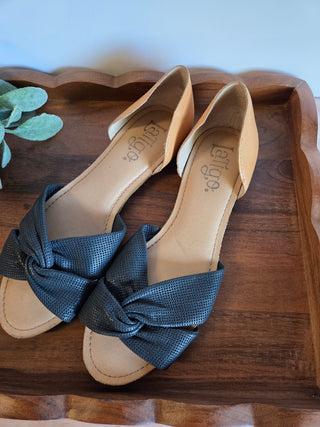 Latigo Twisted-Vamp Flats (Size 8)