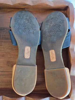 Latigo Twisted-Vamp Flats (Size 8)