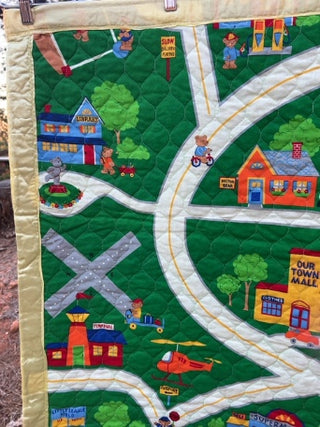 “Teddy Bear Town" playmat quilt