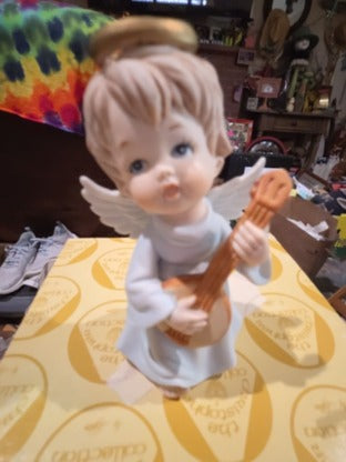 Vintage Ceramic 1986 Lefton Christopher Collection Angel Figurine Playing Banjo