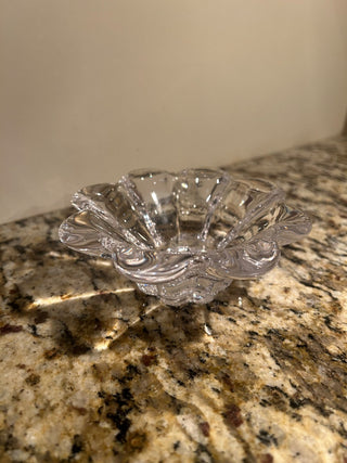 Mikasa Crystal Zinnia Bowl    MTS