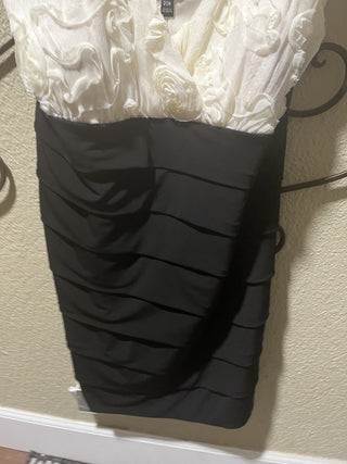New with Tags Size 20W Women's Black & White Party/Cocktail Dress RCD|119353