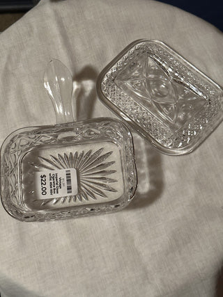 Vintage Imperial Glass Cigarette Box w/lid. #SM  RSV|70241