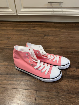 New Women's Size 10 Pink High-Top (Converse-like) Shoes RCD|117439