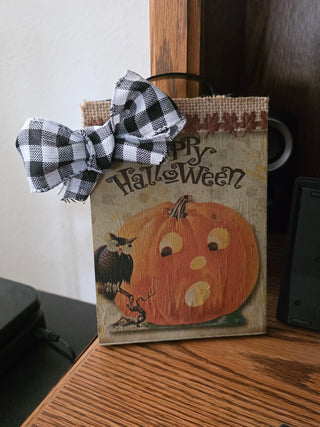 Happy Halloween decopauged wooden shelf sitter/hanger.