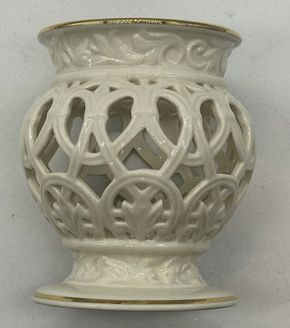 Lennox Illuminations Versailles Lattice 24 KT Gold Trim candle holder #62 VV MTS