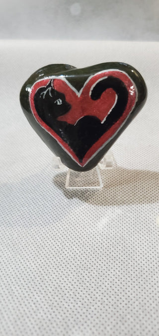 Painted rock #223 heart w/stand|53217