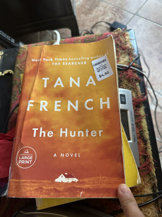Tana French "The hunter" #62 VV MTS|75495