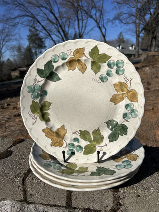 #91 Set of 4 Metlox Vintage Vernon Ware Vineyard 10.5" Dinner Plates Made in USA RSV
