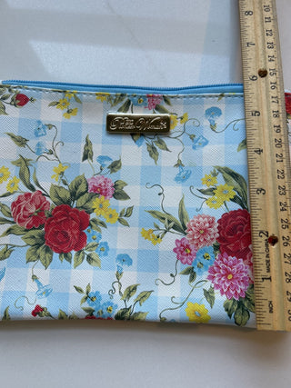 The Pioneer Woman Sweet Rose Cosmetic Bag/Makeup Tote/Wristlet/Travel Wallet-RSV